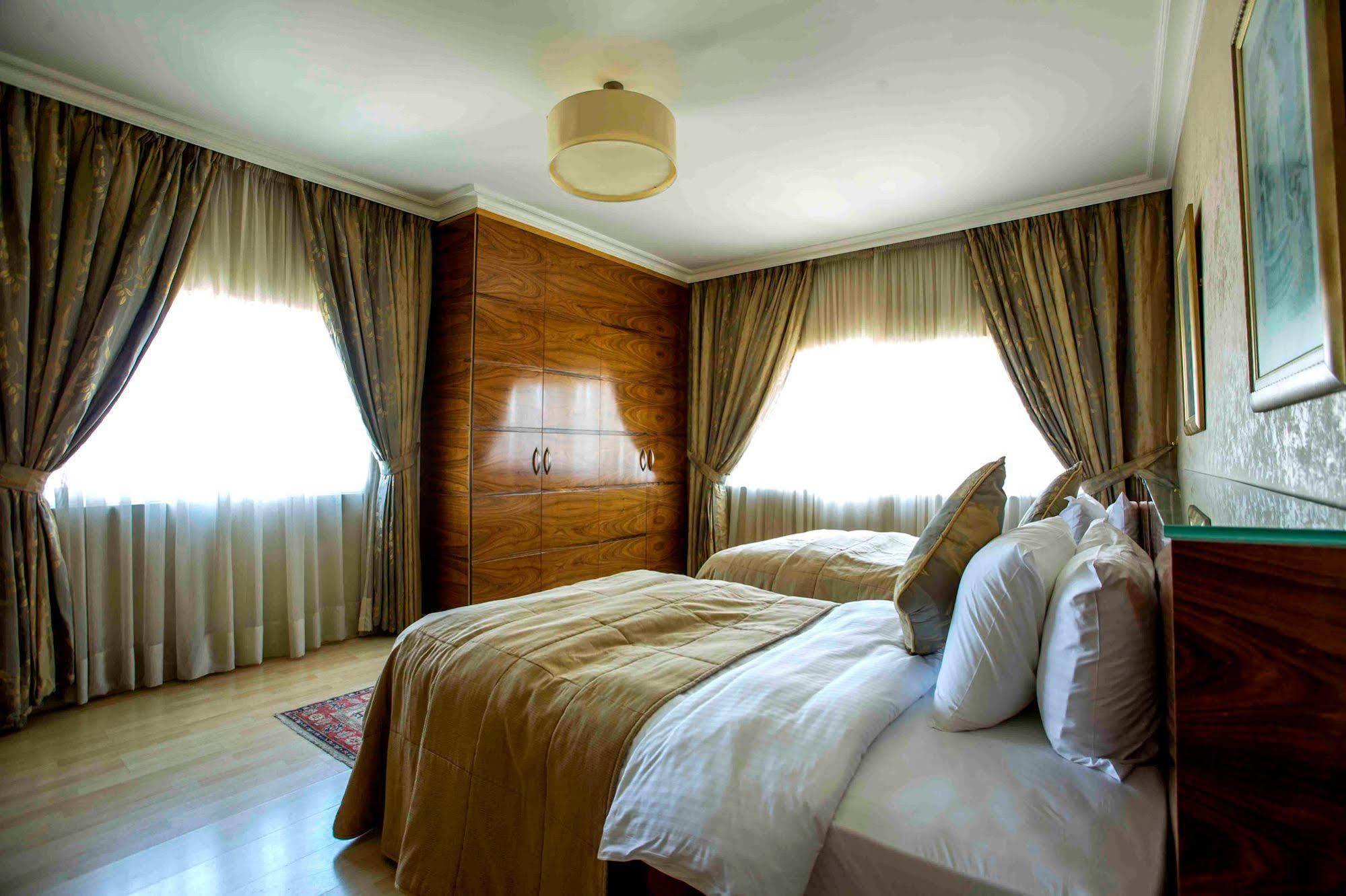 Lahoya Suites Beirut Eksteriør bilde